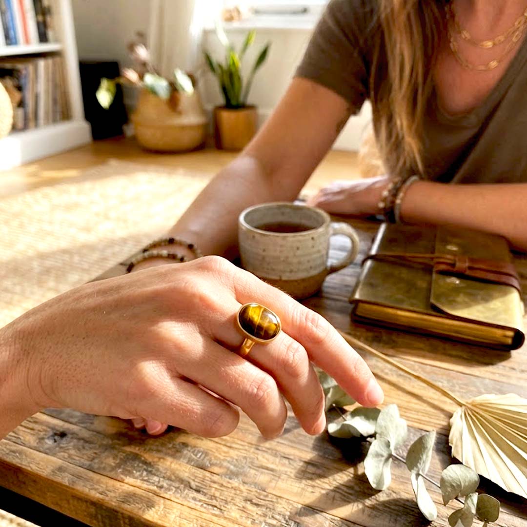 Natural Tiger Eye Ring for Men & Women | Oval Tiger Eye Gemstone Finger Ring | Brown Crystal Ring for Confidence, Meditation & Daily Wear | Statement Jewelry
